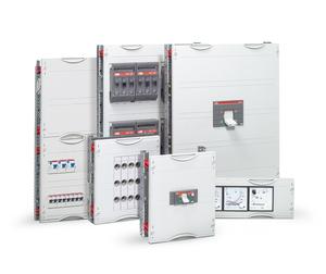 Innenausbau mit CombiLine N, Verteilerfeldern und Kombi-Sets